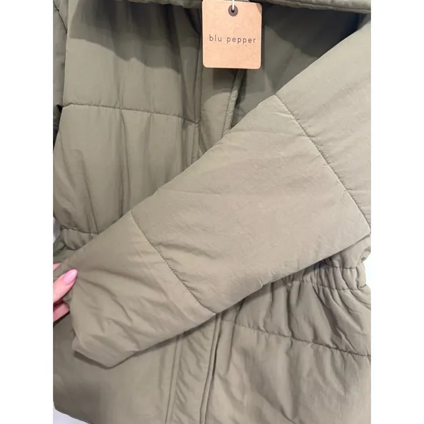 Blu Pepper Olive Green Puffer Jacket Funnel Neck Cinched Waist Coat NWT‎ Small - Image 4