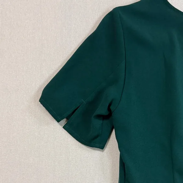 Elegant Dark Green Mini Dress Size XS - Image 7