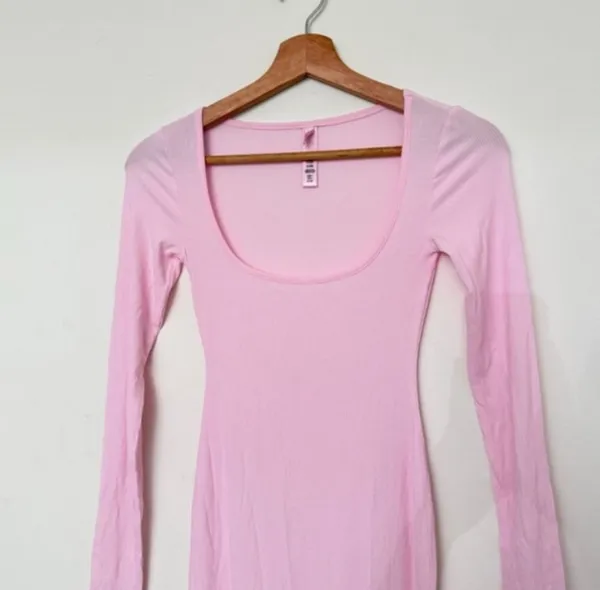SKIMS Petite Soft Lounge Long Sleeve Maxi Dress - Image 4