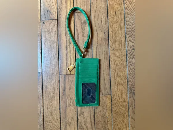Steve Madden Green Wristlet Wallet ID Window Card Case Organizer Small Pouch - Image 4