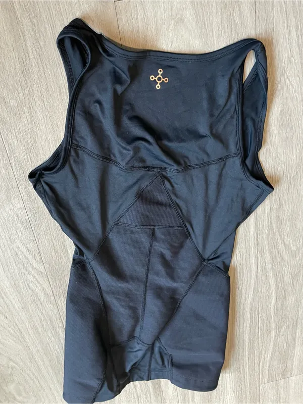 Women’s Black Racerback Tank Top — Stretch Performance Layer Size L - Image 3