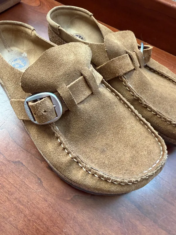 Women’s Birkenstock Buckley Size 40 - Image 3