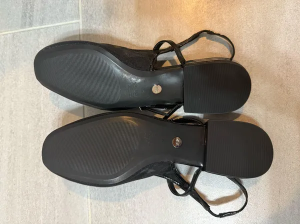 Never worn Zara Black Mesh Flats - Image 3