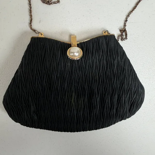 Vintage La Regale Black Pleated Evening Clutch Bag Pearl Clasp Gold Chain Strap - Image 3