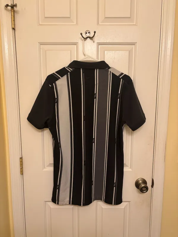 Nike Men’s Casual Black & Gray Striped 90s Style Vintage Polo Shirt - Image 2