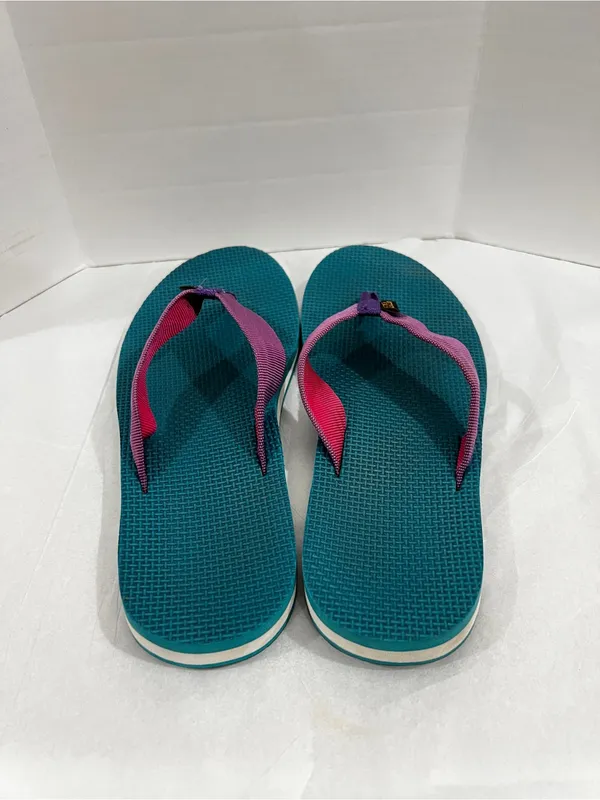 TEVA Deckers Flip-Flop Teal And Purple Size 9 Or 9.5 Lightweight Comfy - Image 9