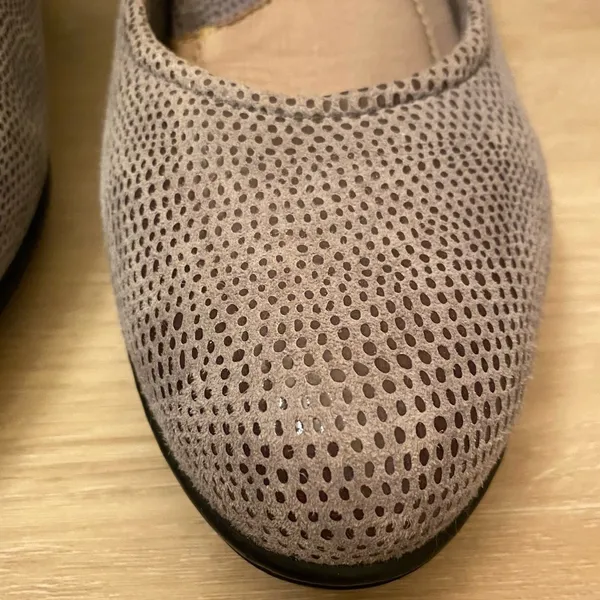 Earth Bijou Grey Printed Leather Suede Dressy Slip On Pumps Sz 9 - Image 4