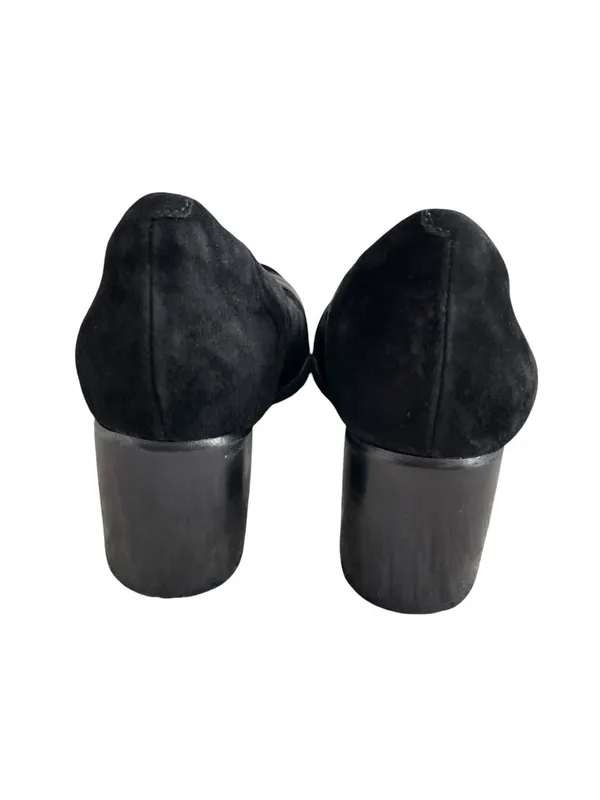 Clark’s Artisan Tarah Brae Suede Block Heel Shoes Women’s Size 9.5Black - Image 4