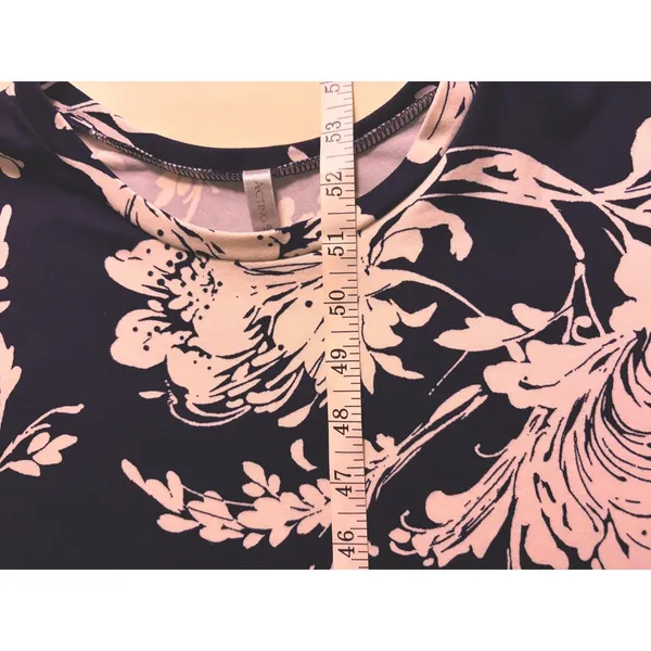 Acting Pro Women's Navy White Floral Maxi Dress Long Side Slits Short Sleeves - Image 7