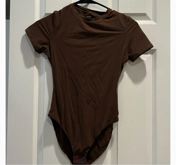 SKIMS Fits Everybody T-Shirt Bodysuit S - Image 3