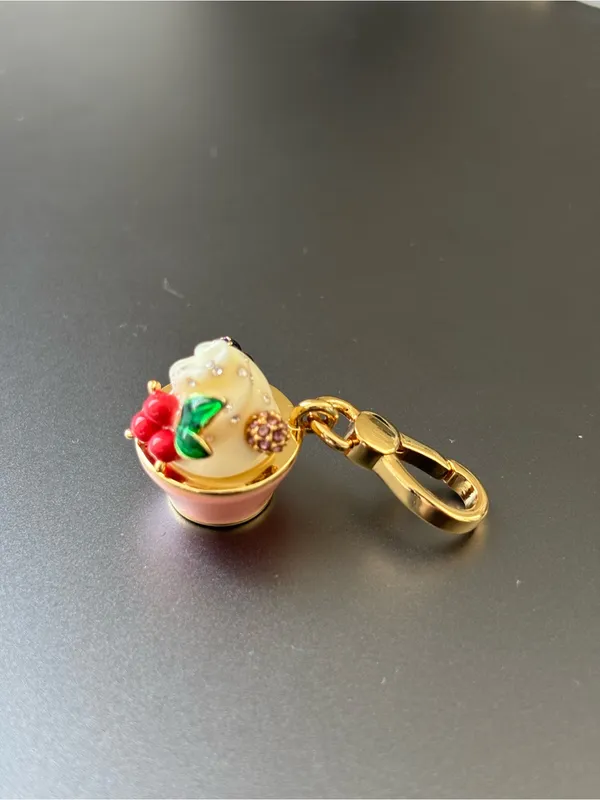 Juicy Couture icecream charm - Image 4