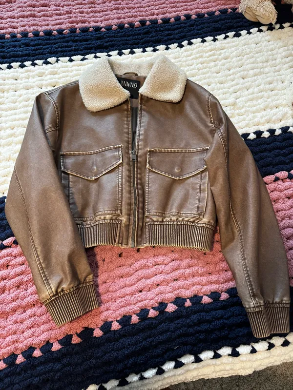 Anwnd Women’s Bomber Jacket - Image 3