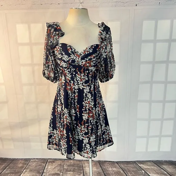 Selfie Leslie Here comes the sun cherub puff sleeve sweetheart neckline blue floral dress size - Image 3