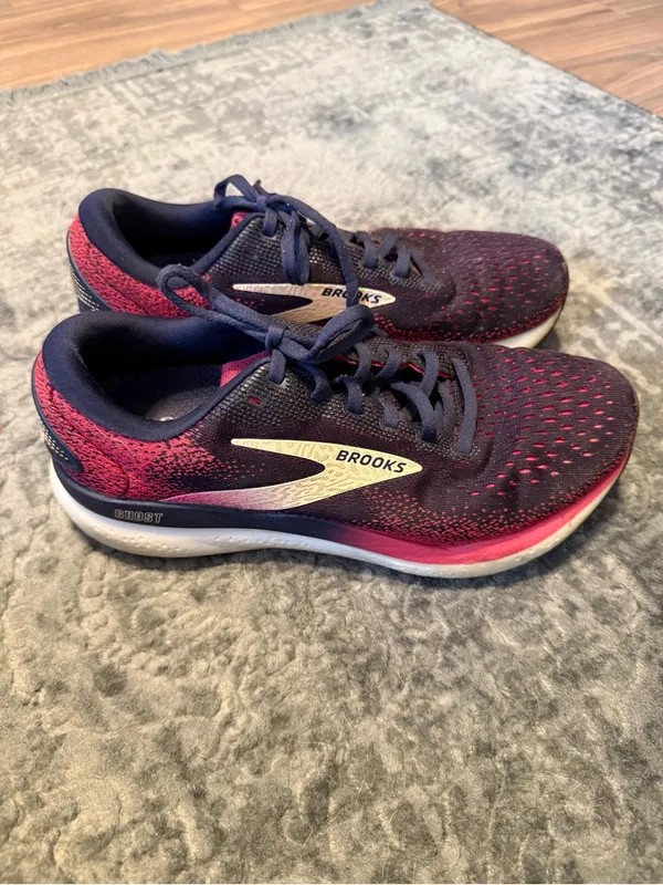 Brooks Women's Ghost 16 Sneaker - Image 5