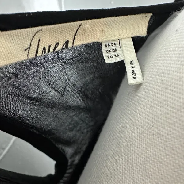 Floreat Black Sheer Floral Blouse Size 4 - Image 3