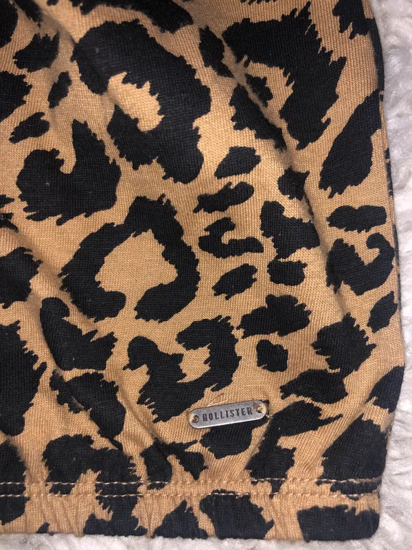 Leopard Print Crop Top - Image 3