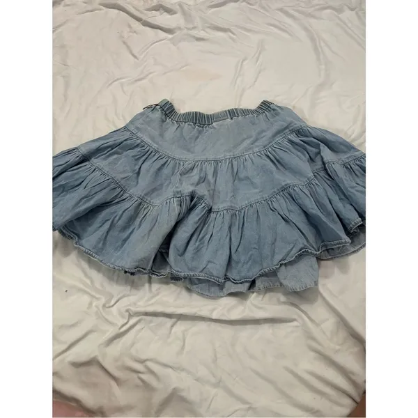 Vintage Blue Vintage Village Blues Light Wash Tiered Denim Skirt | Best Fits Medium/Large - Image 5