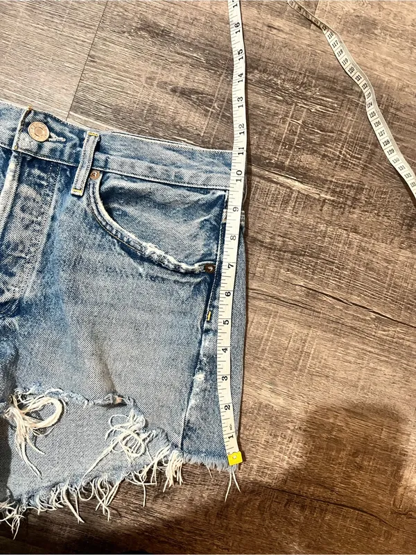 AGOLDE Parker Vintage Cut-Off Shorts in Clutch - Image 7