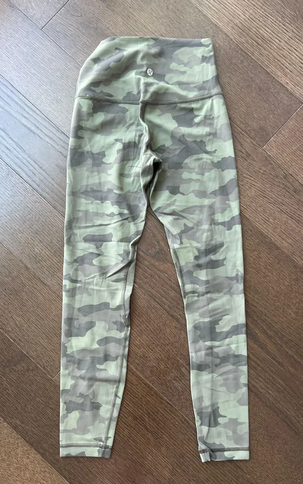 Lululemon green camo align 25” leggings - Image 2