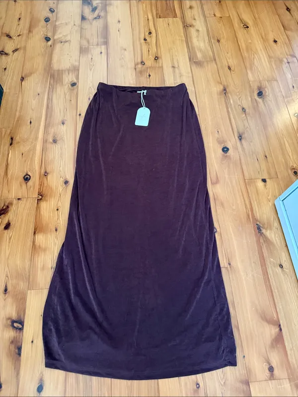 Isla south moon under NWT large Stretch Maxi Skirt in Dark Brown - Image 9