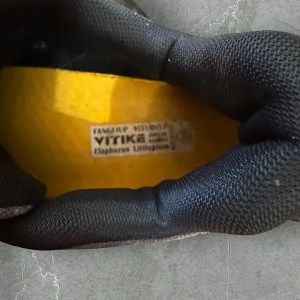 Vitike Athletic‎ Shoes Size 8 - Image 8