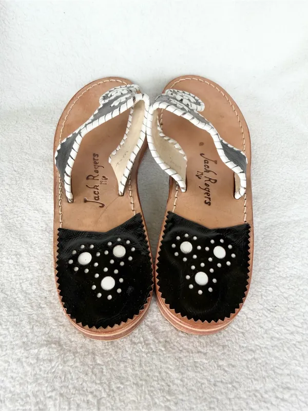 Jack Rogers Women 7M Black /White Summer Slip On Sandals - Image 7