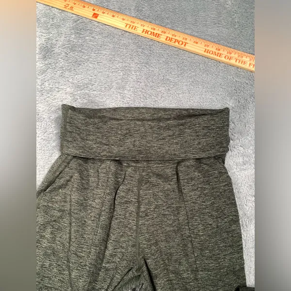 Aerie fold over Green joggers small - Image 5