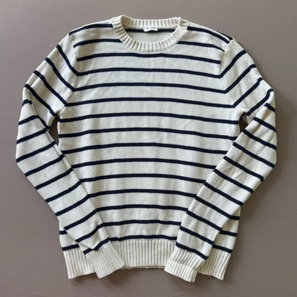 Brandy Melville Thin Striped Brianna Sweater - Image 4