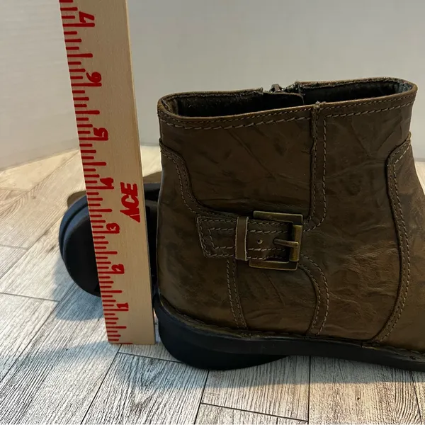 Clarks Boots Womens 7M Nikki Star Taupe Marbled Ankle Bendables Comfort Shoes - Image 8