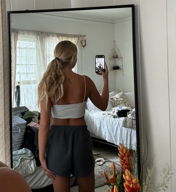 White Tank Crop Size XS - Image 2