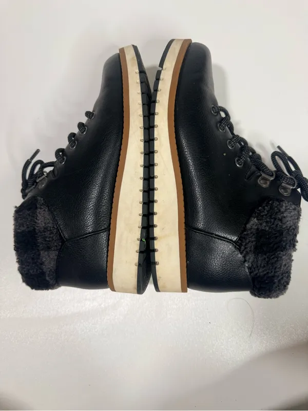 Collins Faux Fur-Lined Lace-Up Ankle Boots — Black - Image 3