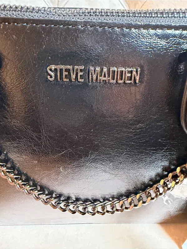 Steve Madden BLEVY WOMEN'S BLACK SHOULDER BAG - Image 2