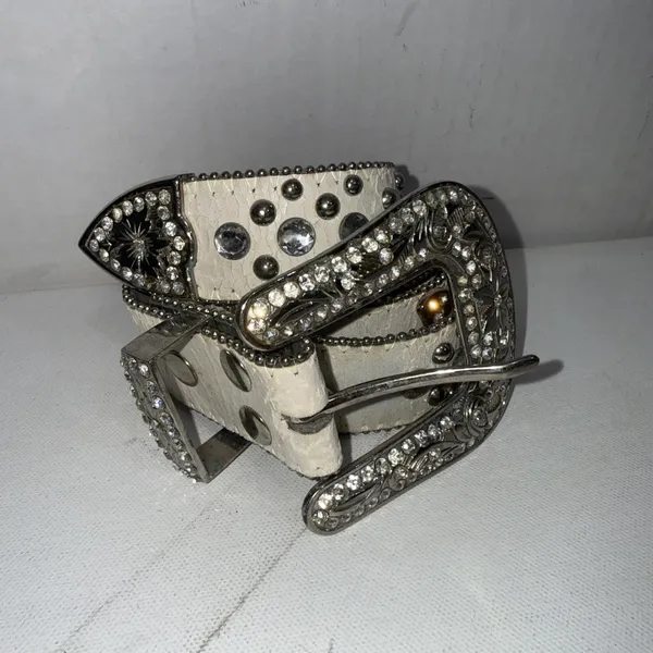 Vintage Chunky Y2K Studded Equestrian Western Boho Preppy Metal White Cross Belt - Image 3