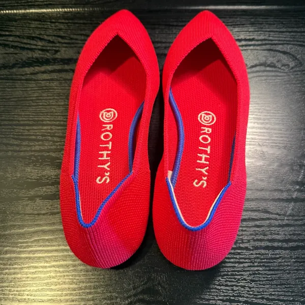Rothy’s The Point Vibrant Red Pointed Toe Shoes Flats 8 Retired EUC - Image 4