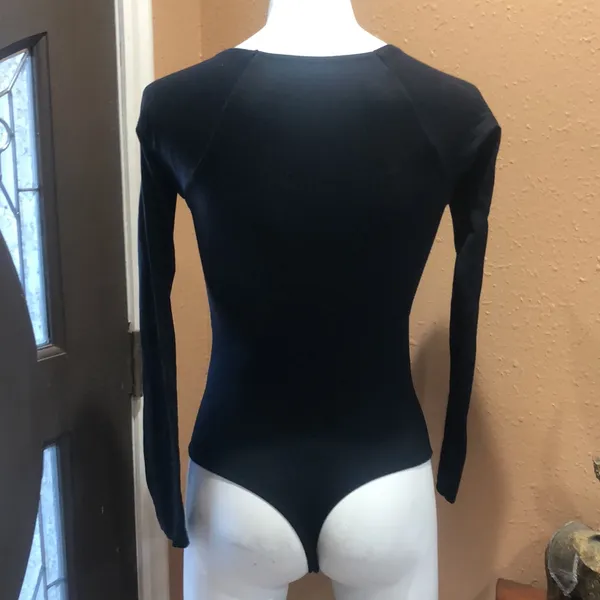 Abercrombie and Fitch black long sleeve bodysuit - Image 5