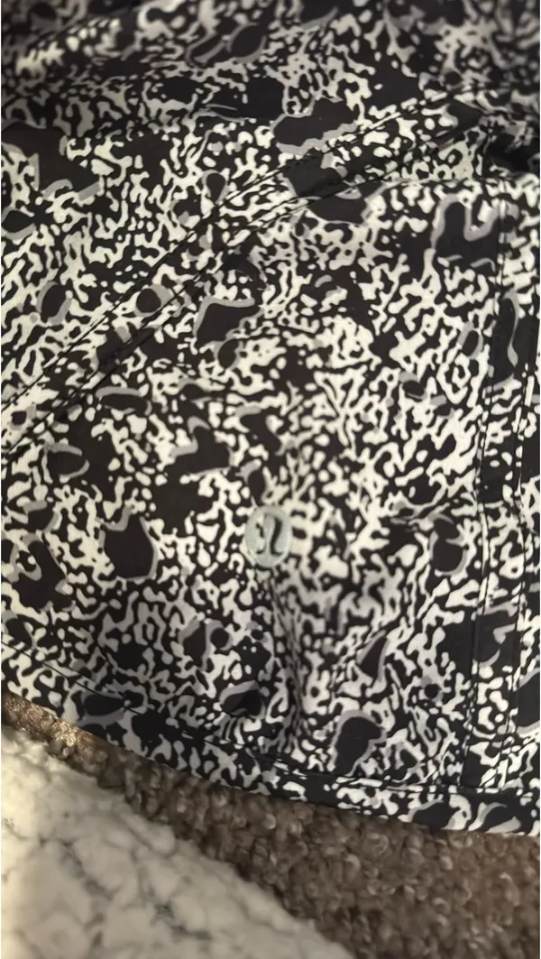 Lululemon Track That High-Rise Shorts 5" - Image 3