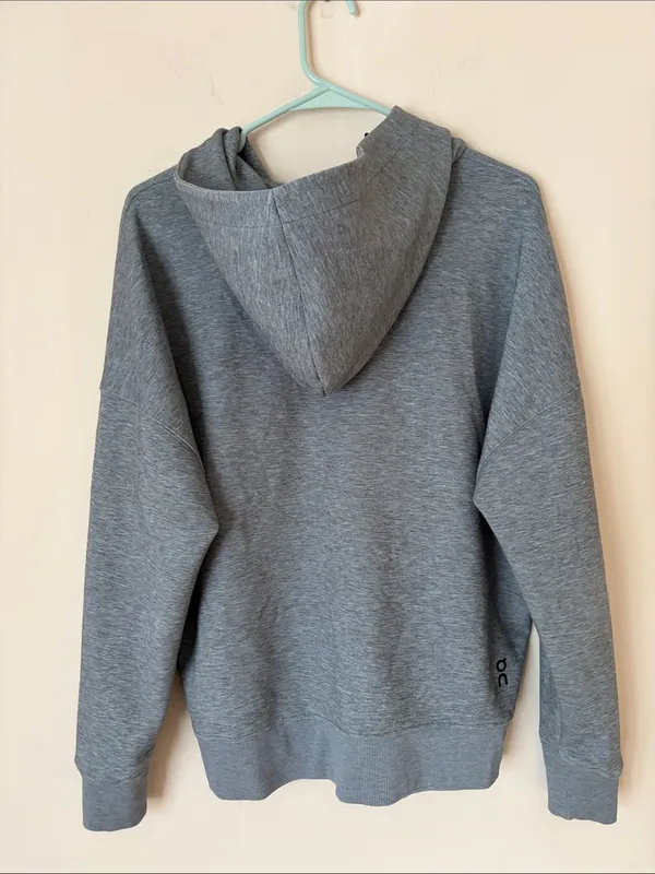 On Cloud Focus Tech Zipped Hoodie - Image 3
