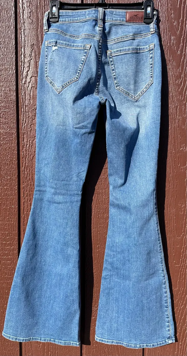 Hollister Jeans - Image 2