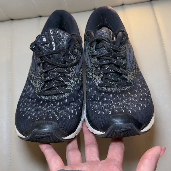 Brooks Women's Black and Purple Trainers - Image 14
