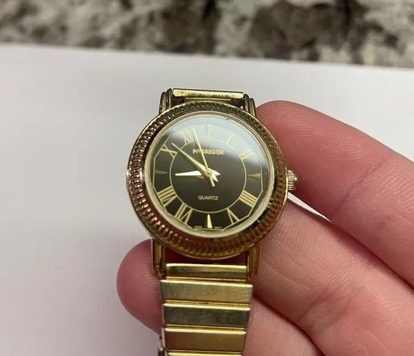 Working - Woman’s Signed McGregor LMG 515 Gold Tone Stretchy Stretch Wrist Watch - Image 8