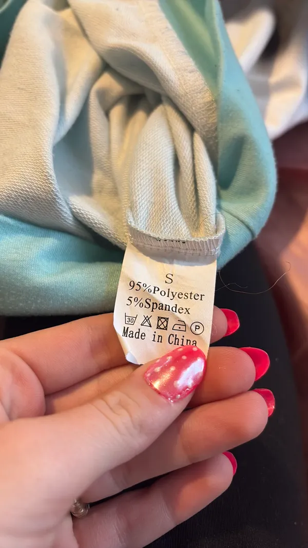 Amazon Crewneck - Image 2
