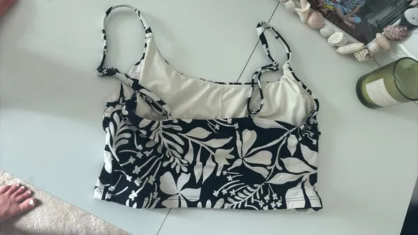 Roxy swimsuit top  - Image 3