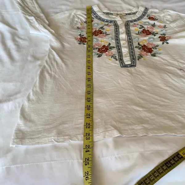 Style & Co. Floral Embroidered Long Sleeve Top size S - Image 6