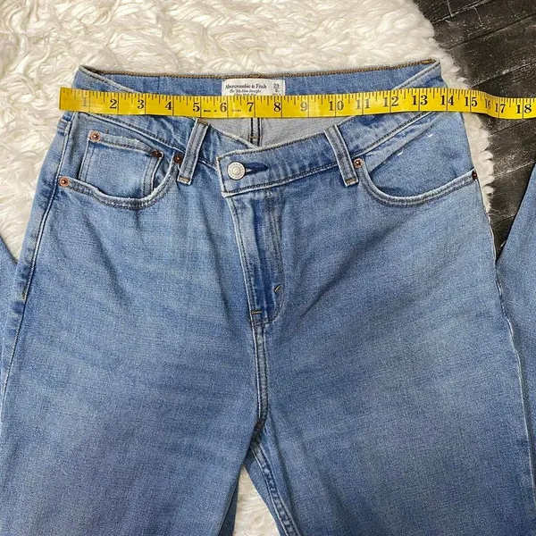 Abercrombie & Fitch 90s Straight Ultra High Rise Curve Love Jeans Soft Girl Alt - Image 3