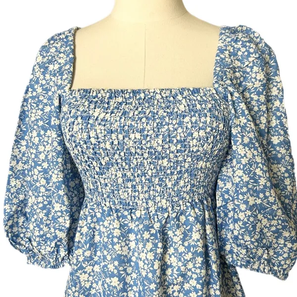 Tuckernuck Blue White Floral Smocked Puff Sleeve Linen Blend Mini Dress Small - Image 3