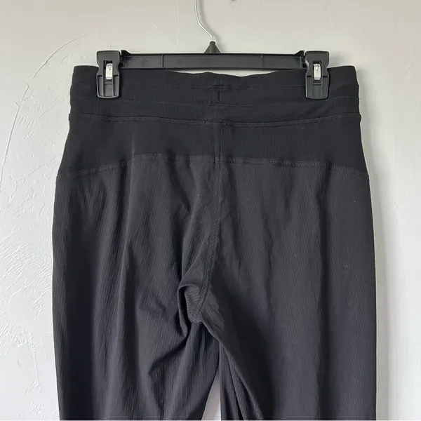 Lululemon Dance Studio Mid-Rise Joggers Black Size 6 - Image 4