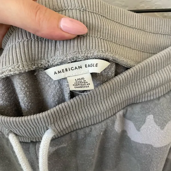 American Eagle Cozy Camo Joggers - Image 4