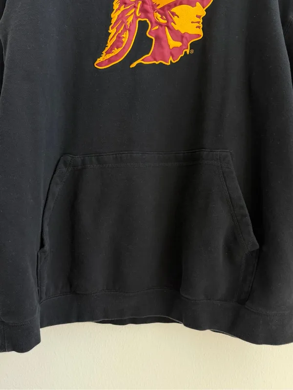 USC Trojans off - Image 7