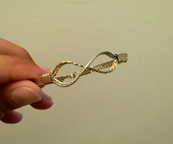 Ronaldo Jewelry Infinity Bracelet Gold - Image 2