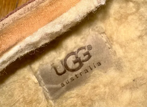 Women’s UGG Slippers - Image 4